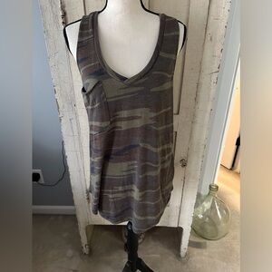 Z Supply Camouflage V Neck Sleeveless Racerbackck